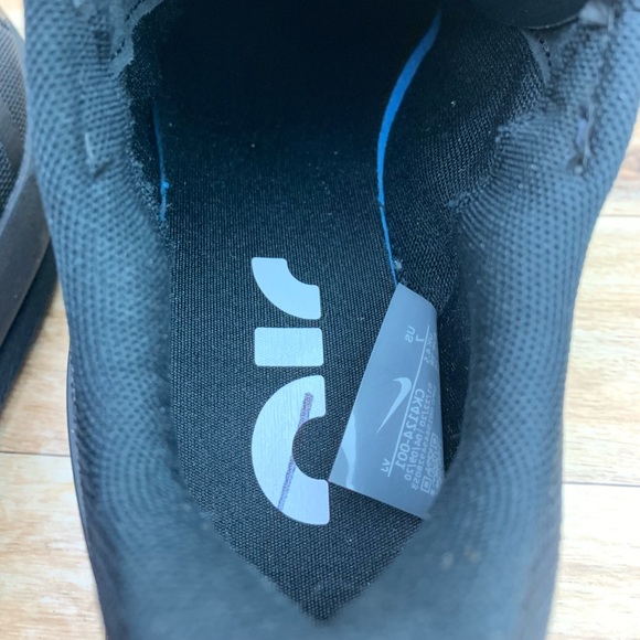 Air Max Up Sneaker sz 7 - Picture 8 of 11